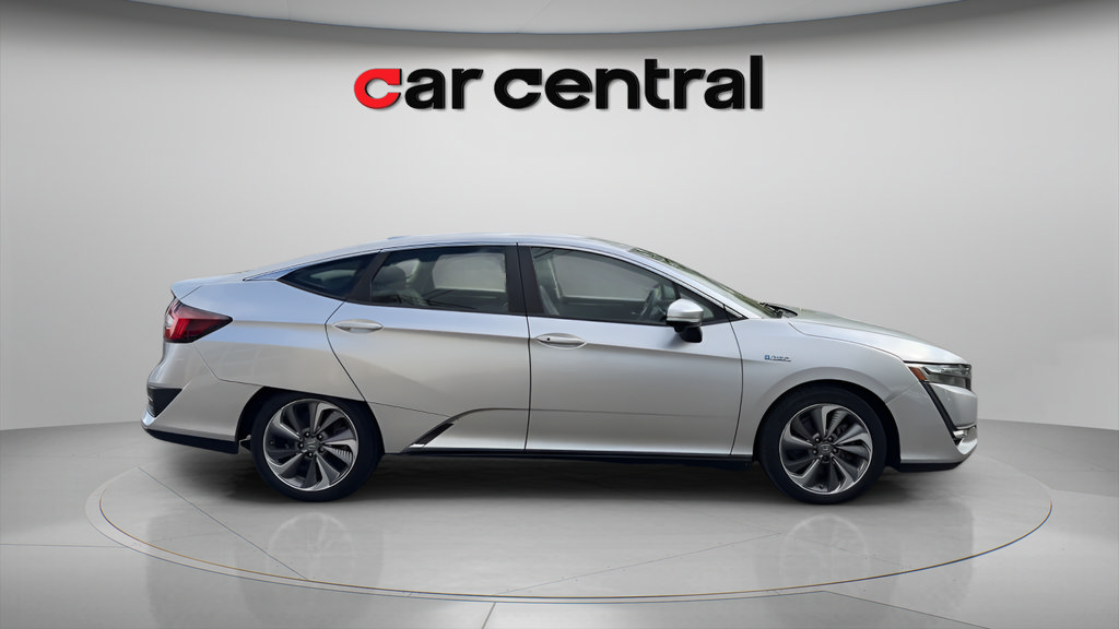 Used 2020 Honda Clarity Plug-In Hybrid image 6