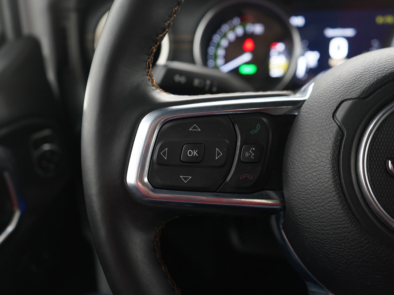 Used 2022 Jeep Wrangler Unlimited Sahara image 26