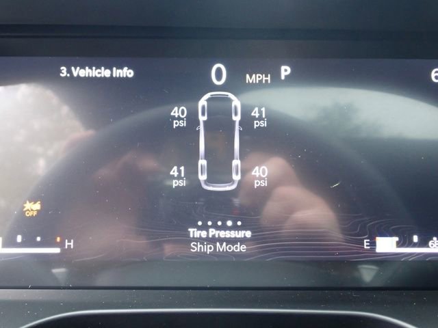 New 2025 Jeep Grand Cherokee L Altitude image 21