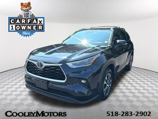 Used 2021 Toyota Highlander XLE