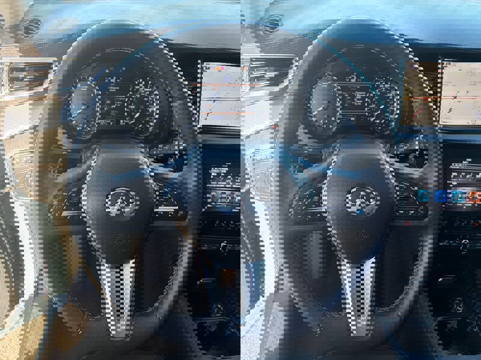 Used 2022 INFINITI QX50 Sensory image 20