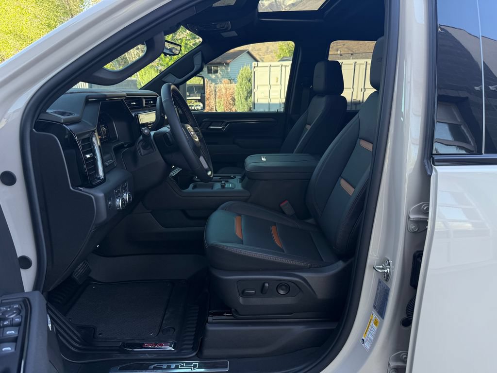 Used 2026 GMC Sierra 2500 AT4 w/ AT4 Premium Plus Package AWD/4WD image 19