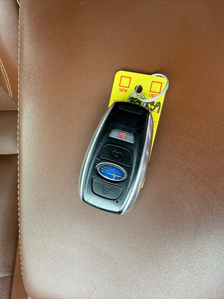Used 2019 Subaru Outback 3.6R Touring AWD/4WD image 46