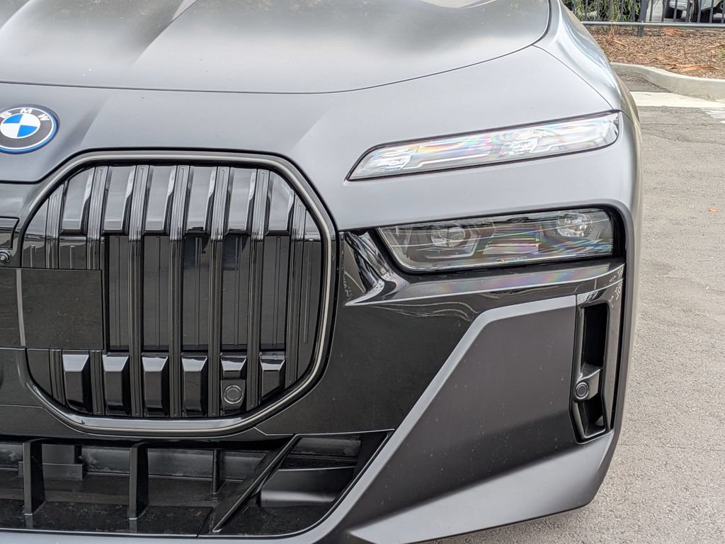 New 2026 BMW i7 eDrive50 w/ Executive Package RWD image 18