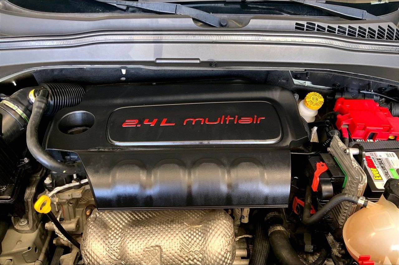 Used 2020 Jeep Renegade Latitude image 9