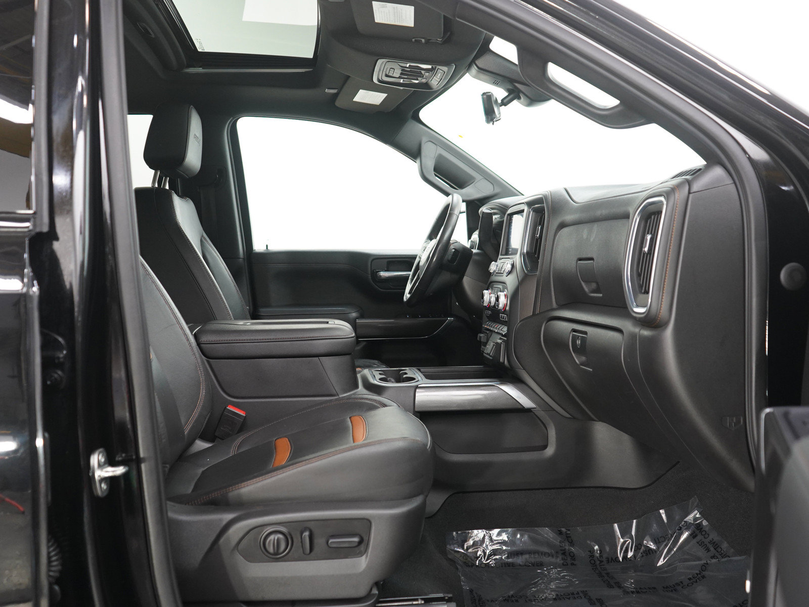 Used 2021 GMC Sierra 1500 AT4 w/ AT4 Value Package AWD/4WD image 11