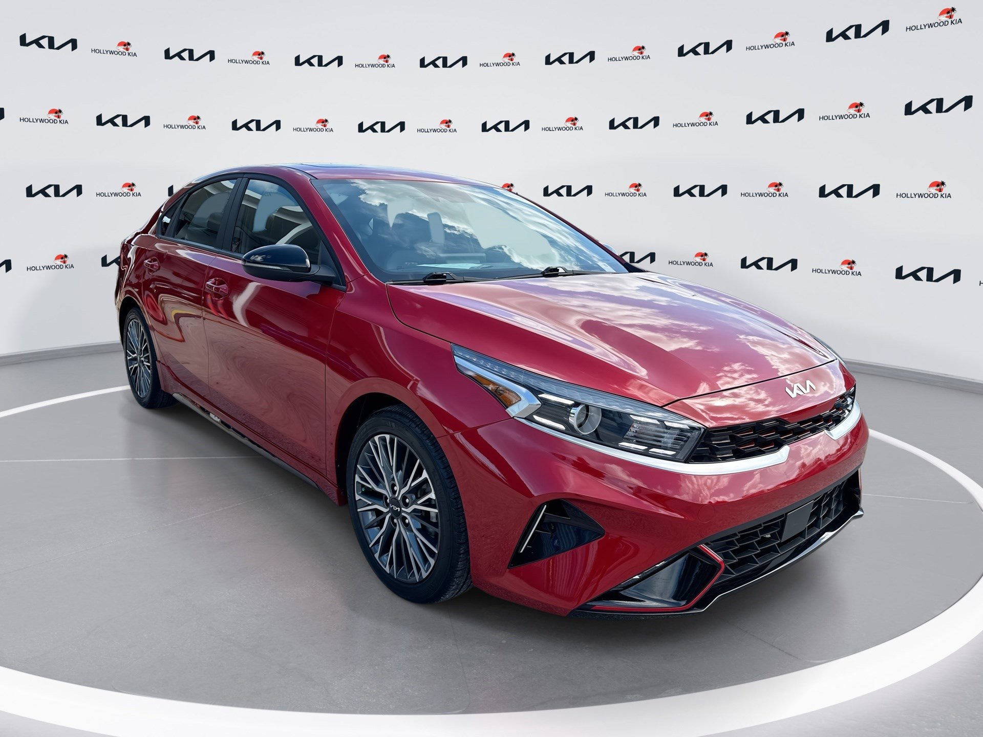 Used 2024 Kia Forte GT-Line w/ GT-Line Premium Package image 1