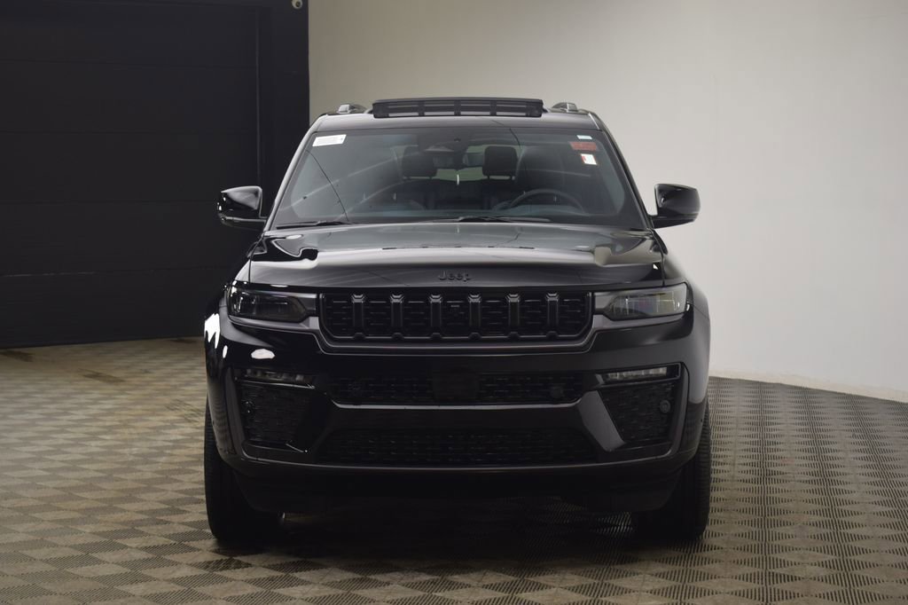 New 2026 Jeep Grand Cherokee L Limited image 2