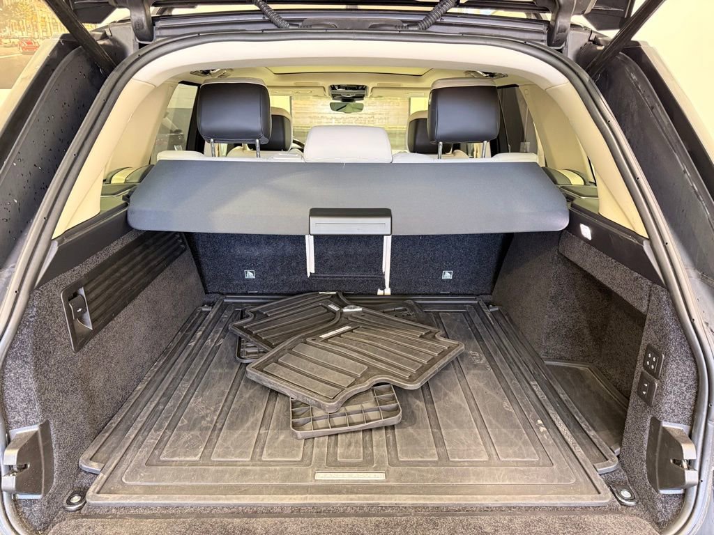 Used 2021 Land Rover Range Rover Westminster Edition image 24