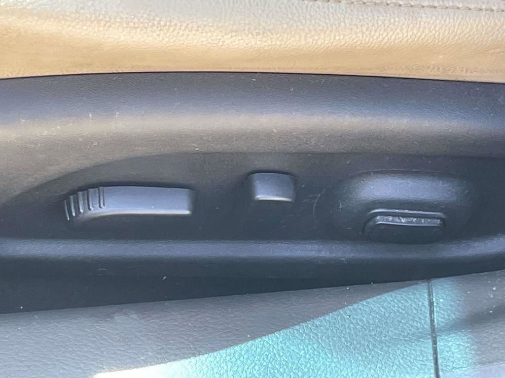 Used 2016 Nissan Altima 2.5 SL w/ 2.5 Technology w/LED Package FWD image 14