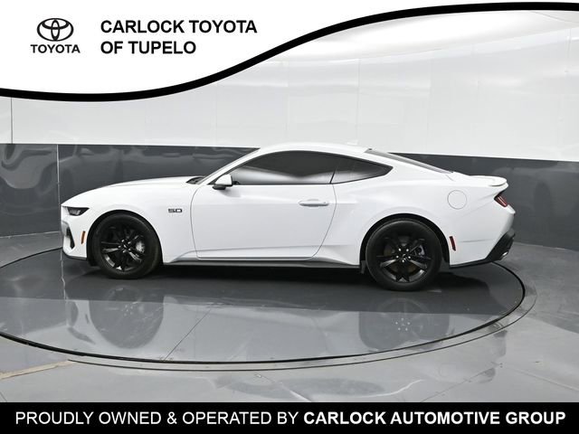 Used 2024 Ford Mustang GT RWD image 9