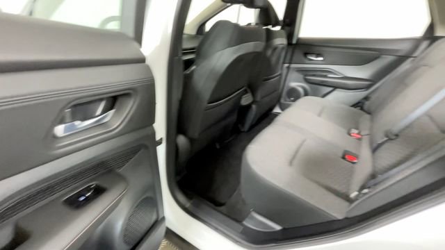 Used 2023 Nissan Ariya FWD image 17