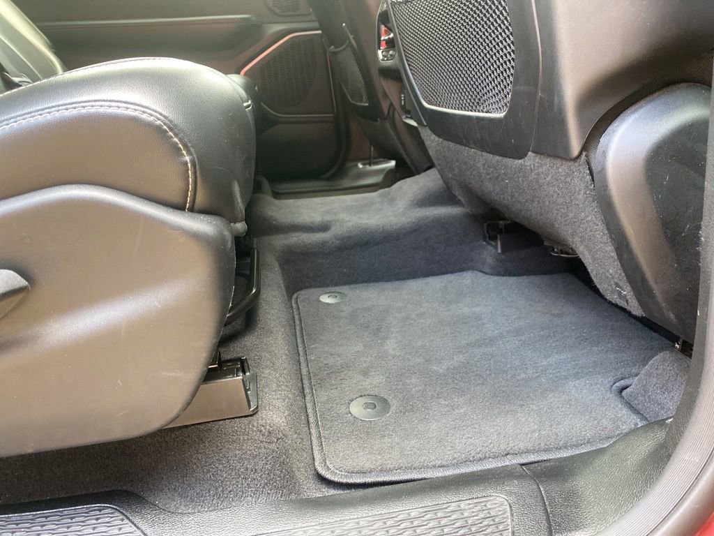 Used 2021 Jeep Grand Cherokee L Limited image 16