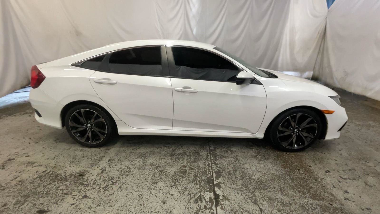 Used 2019 Honda Civic Sport image 5