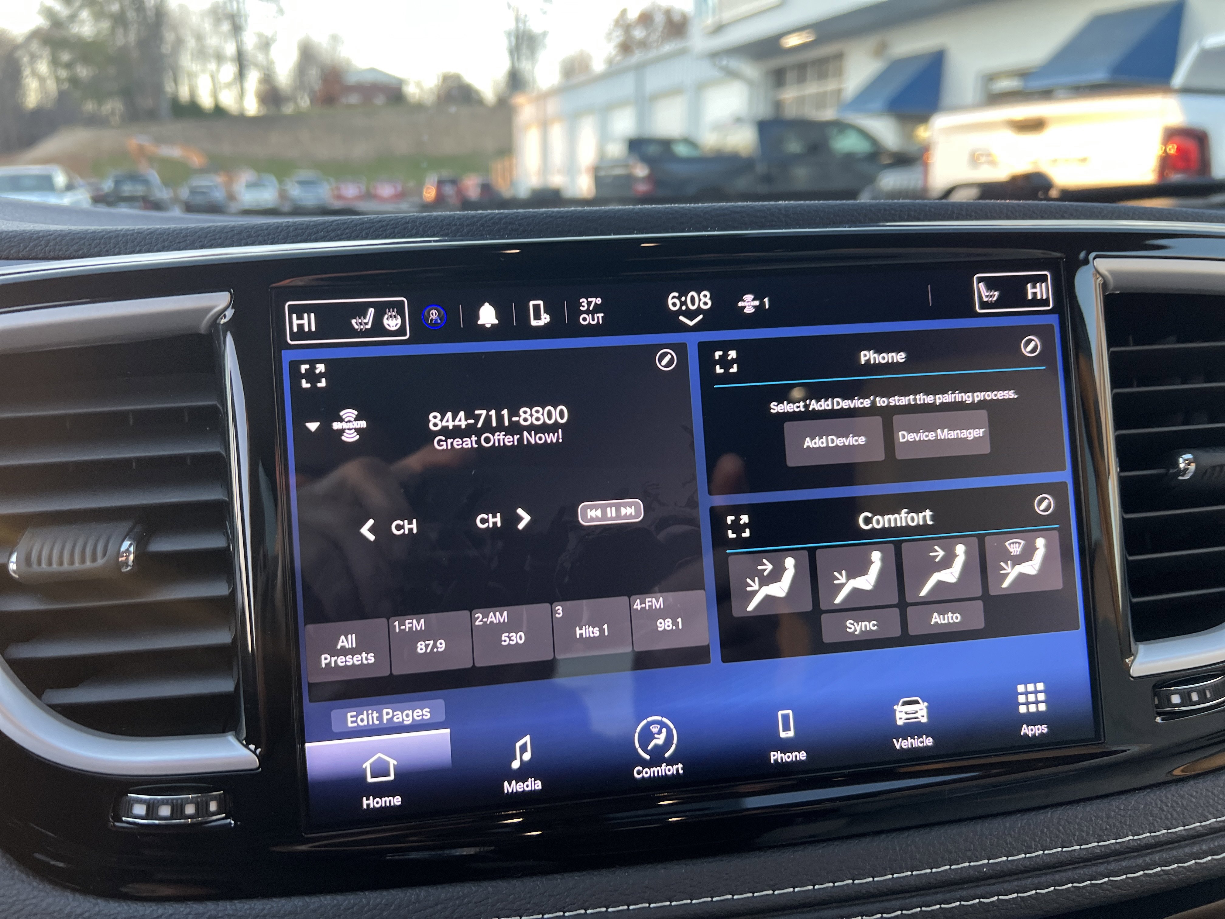 Used 2021 Chrysler Pacifica Touring-L image 16