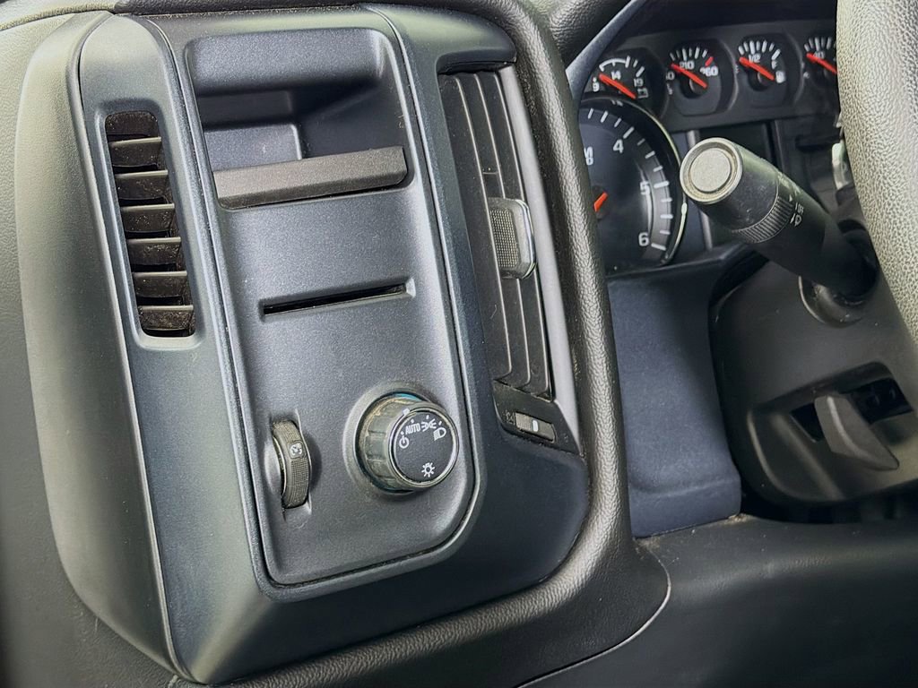 Used 2018 Chevrolet Silverado 1500 Custom w/ Texas Edition image 12