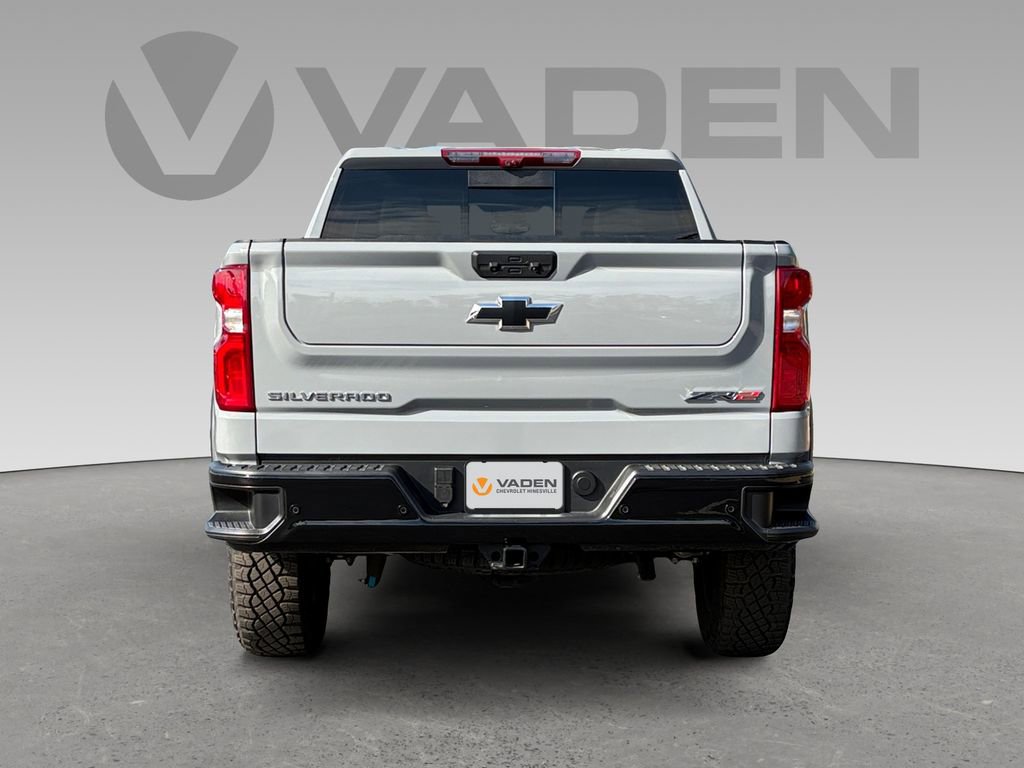 Used 2025 Chevrolet Silverado 1500 ZR2 w/ Technology Package image 24