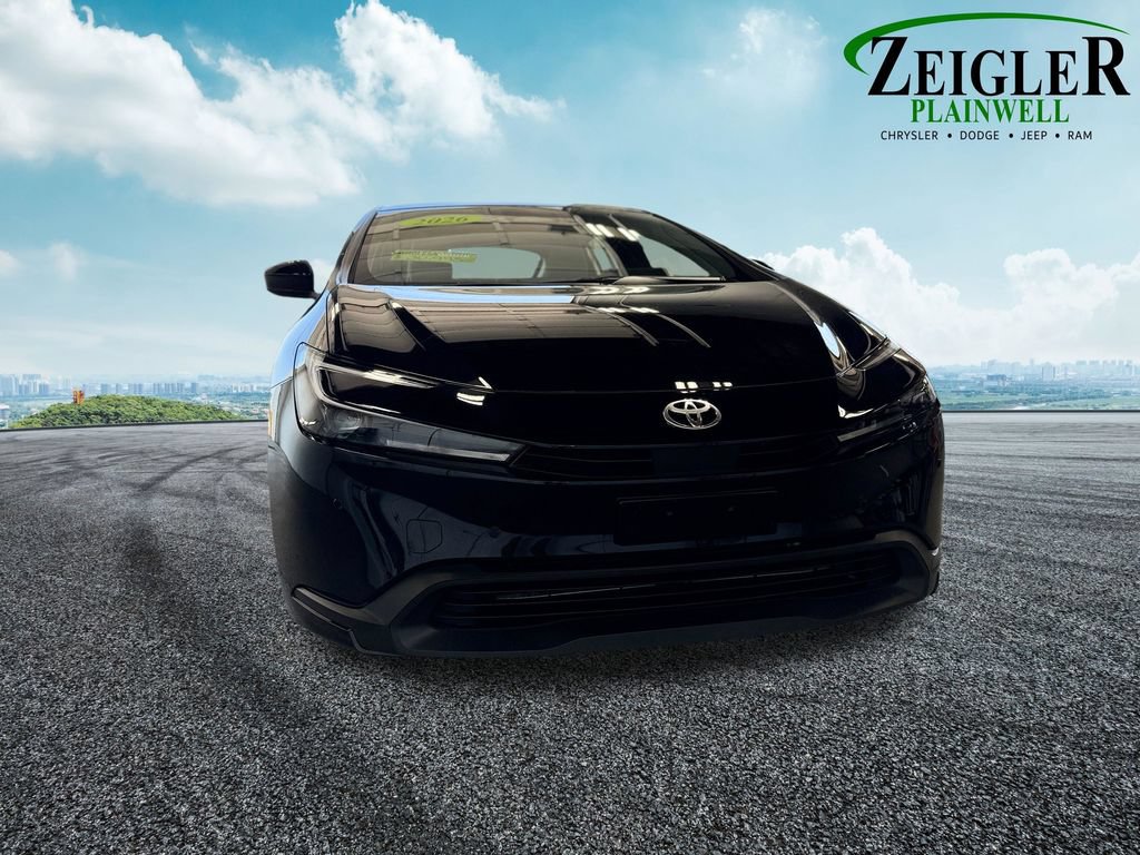 Used 2026 Toyota Prius LE AWD/4WD image 8