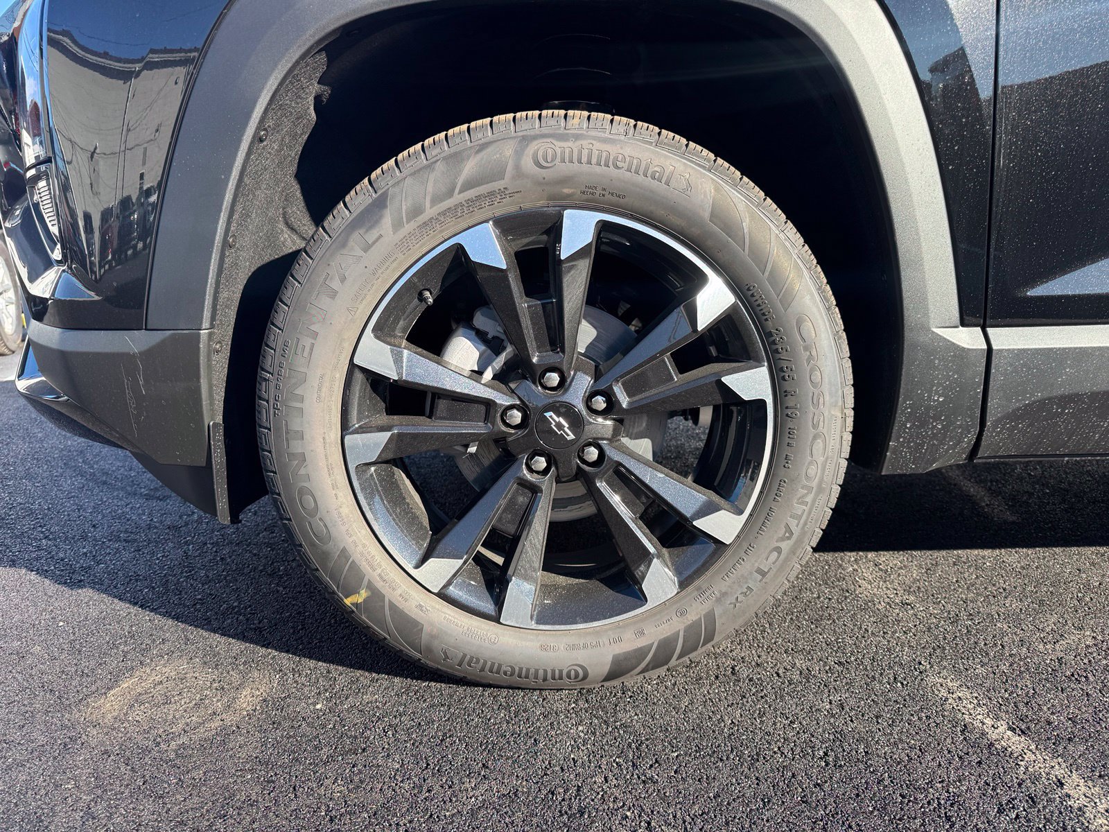 New 2027 Chevrolet Equinox RS w/ Convenience Package III AWD/4WD image 10