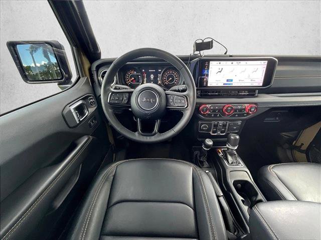 Used 2025 Jeep Gladiator Sport AWD/4WD image 7