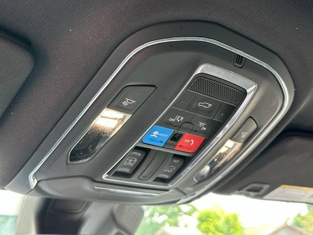 Used 2023 Jeep Grand Cherokee L Laredo AWD/4WD image 10