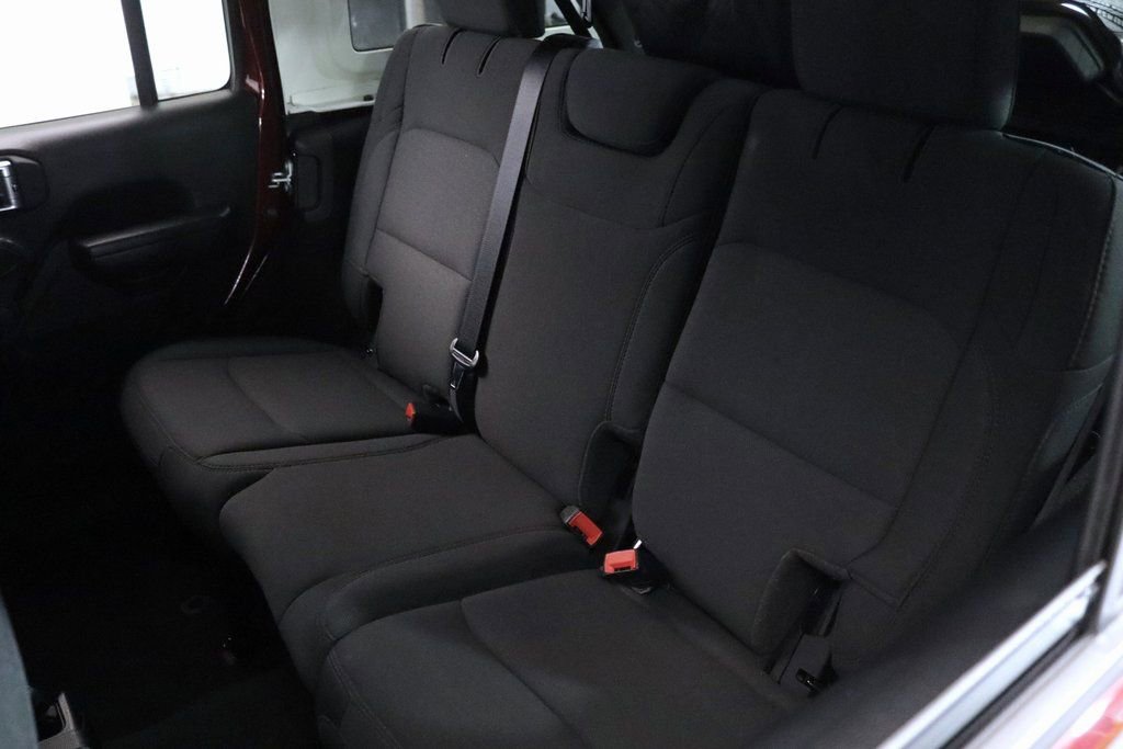 Used 2021 Jeep Wrangler Unlimited Sport image 10