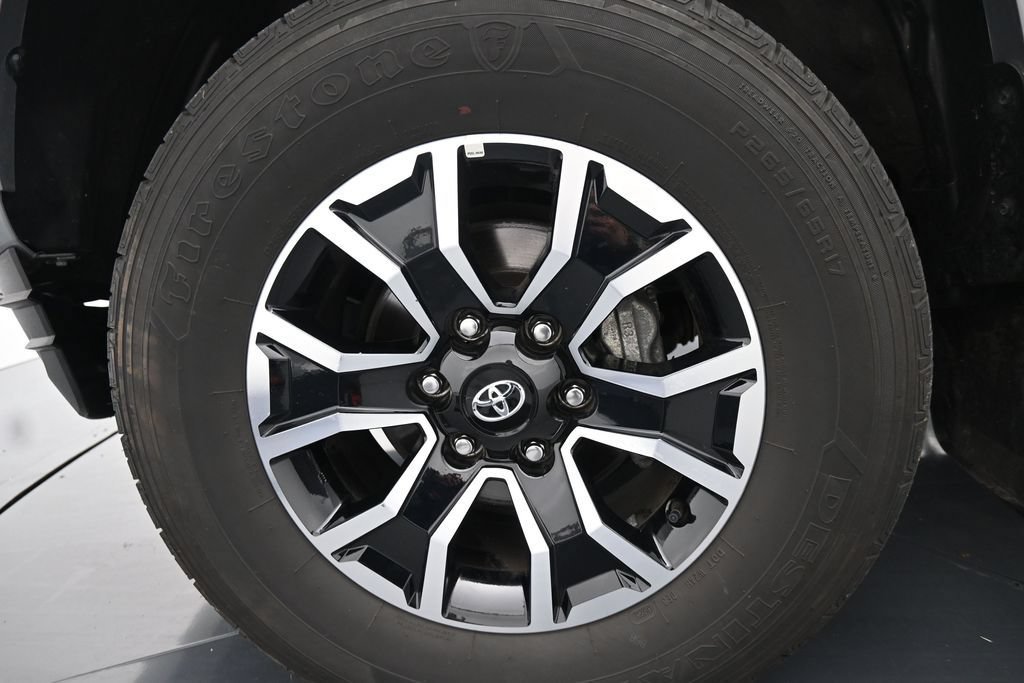 Used 2023 Toyota Tacoma TRD Sport AWD/4WD image 14