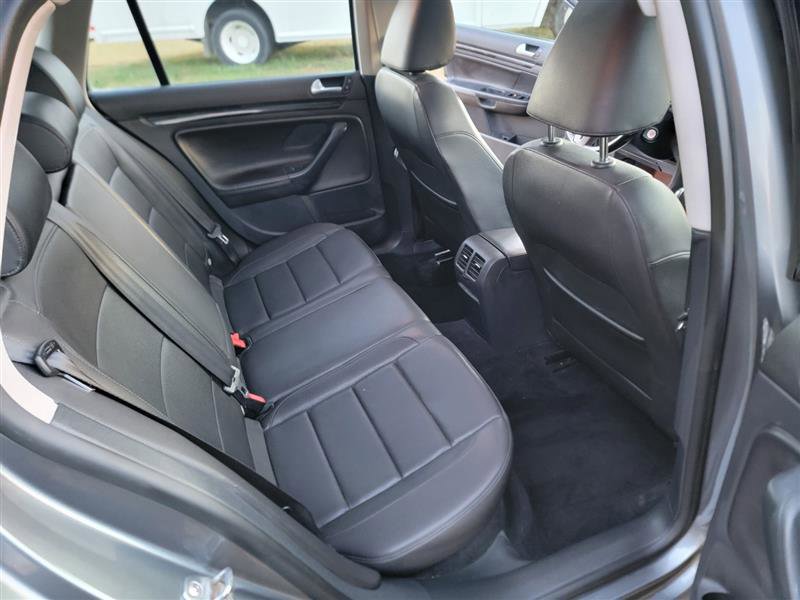 Used 2014 Volkswagen Jetta TDI image 17