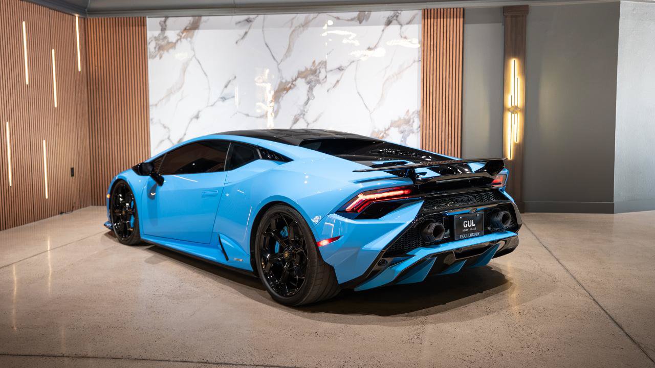Used 2023 Lamborghini Huracan Tecnica RWD image 7