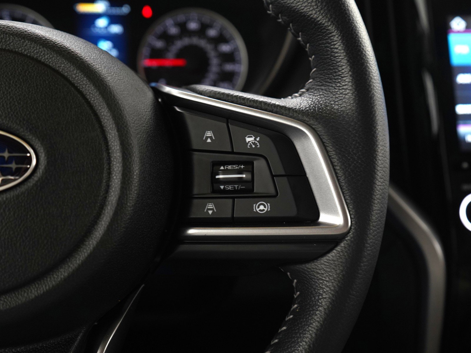 Used 2021 Subaru Ascent Premium image 29