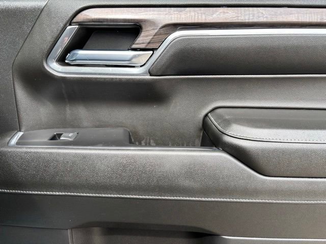 Used 2024 Chevrolet Silverado 1500 LTZ w/ LTZ Premium Package AWD/4WD image 21