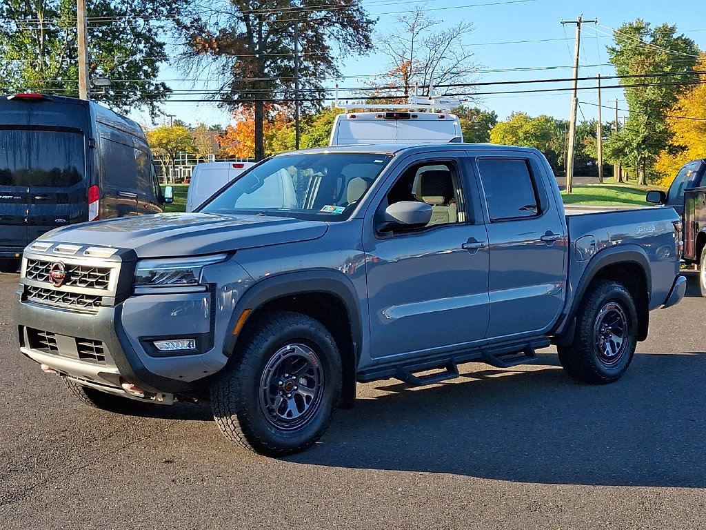 Certified 2025 Nissan Frontier PRO-4X AWD/4WD image 3