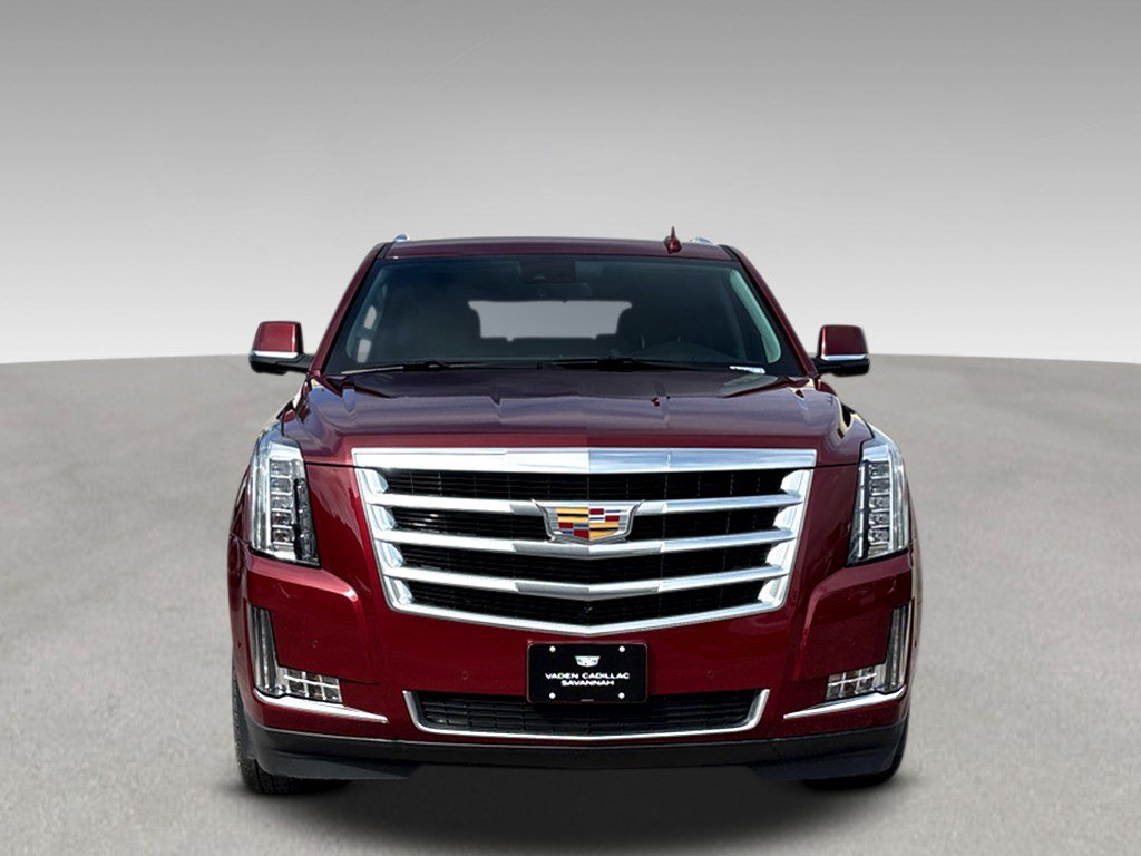 Used 2020 Cadillac Escalade Luxury image 2