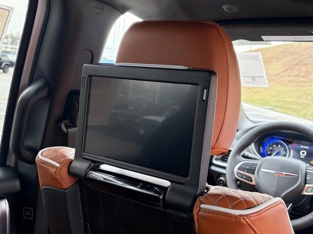 New 2026 Chrysler Pacifica Pinnacle AWD/4WD image 37