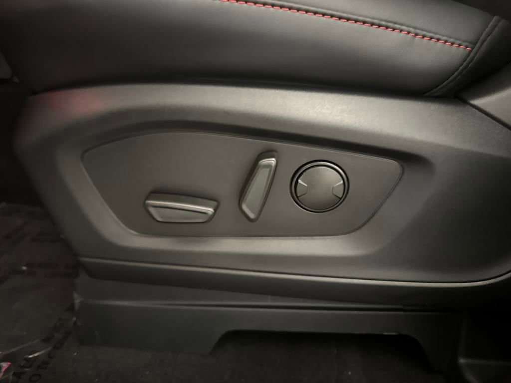 New 2025 Ford Explorer ST image 29