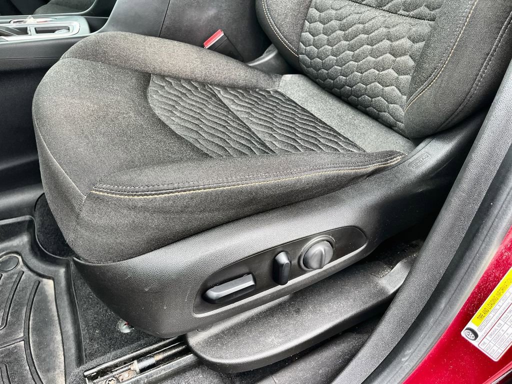 Certified 2021 Chevrolet Equinox LT AWD/4WD image 19