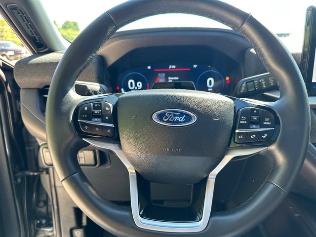 Certified 2026 Ford Explorer Platinum AWD/4WD image 35