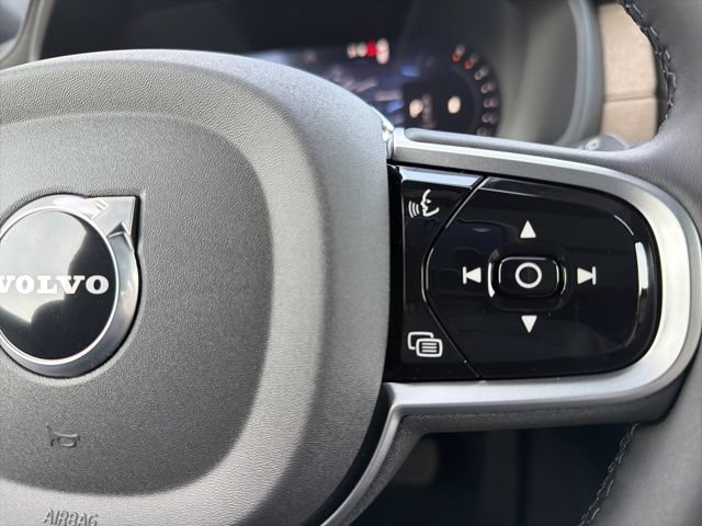New 2026 Volvo XC90 B6 Plus w/ Protection Package Premier AWD/4WD image 20