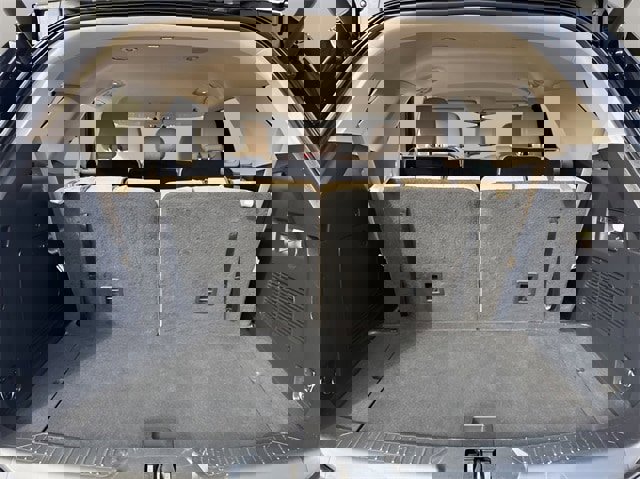 Used 2023 Ford Explorer XLT w/ Equipment Group 202A image 18