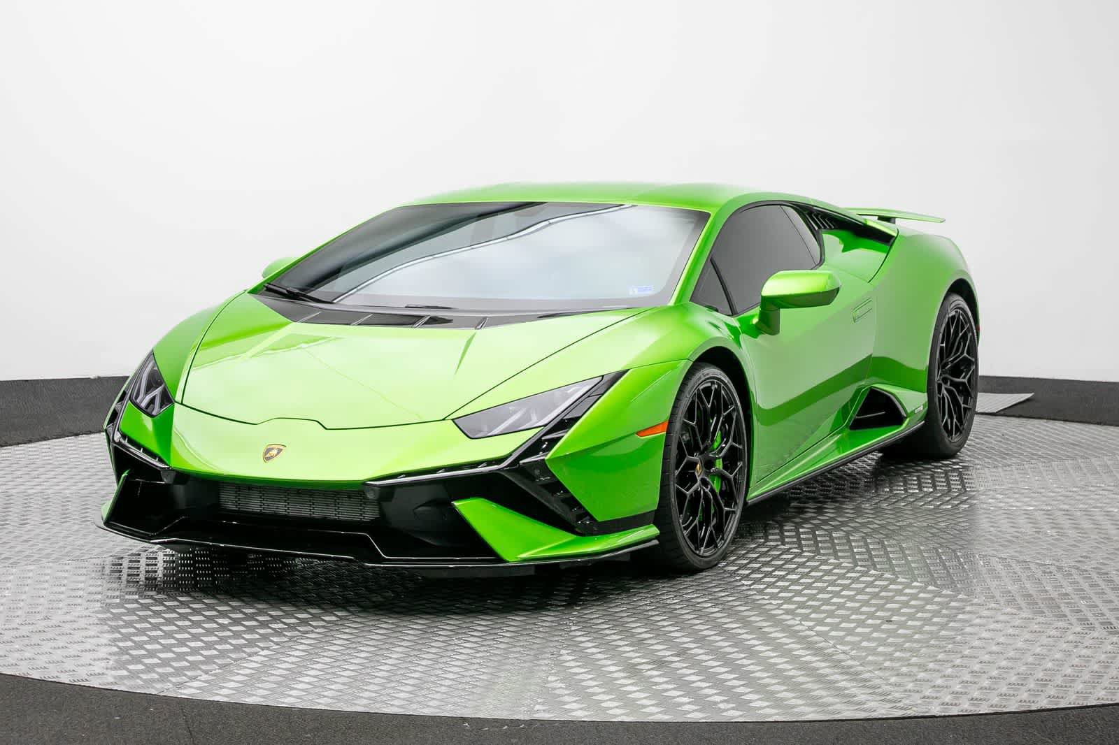 Used 2024 Lamborghini Huracan Tecnica RWD video 1