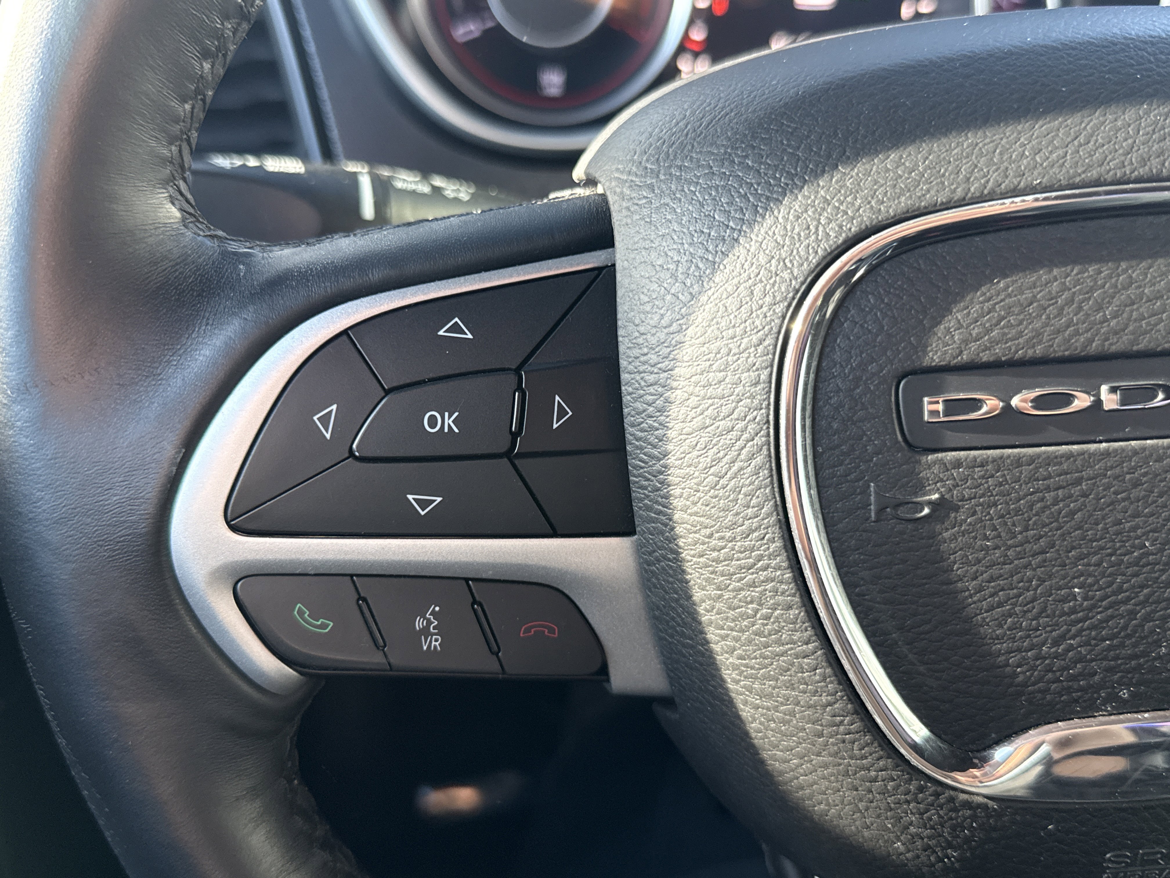 Used 2015 Dodge Challenger R/T Plus image 18