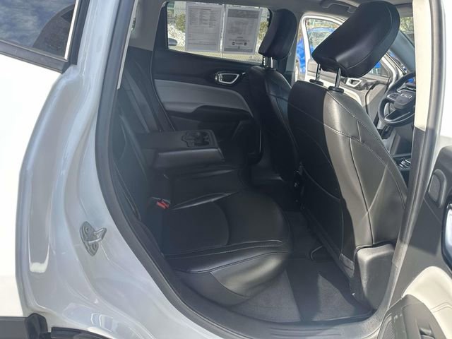 Certified 2022 Jeep Compass Limited w/ Sun and Sound Group image 21