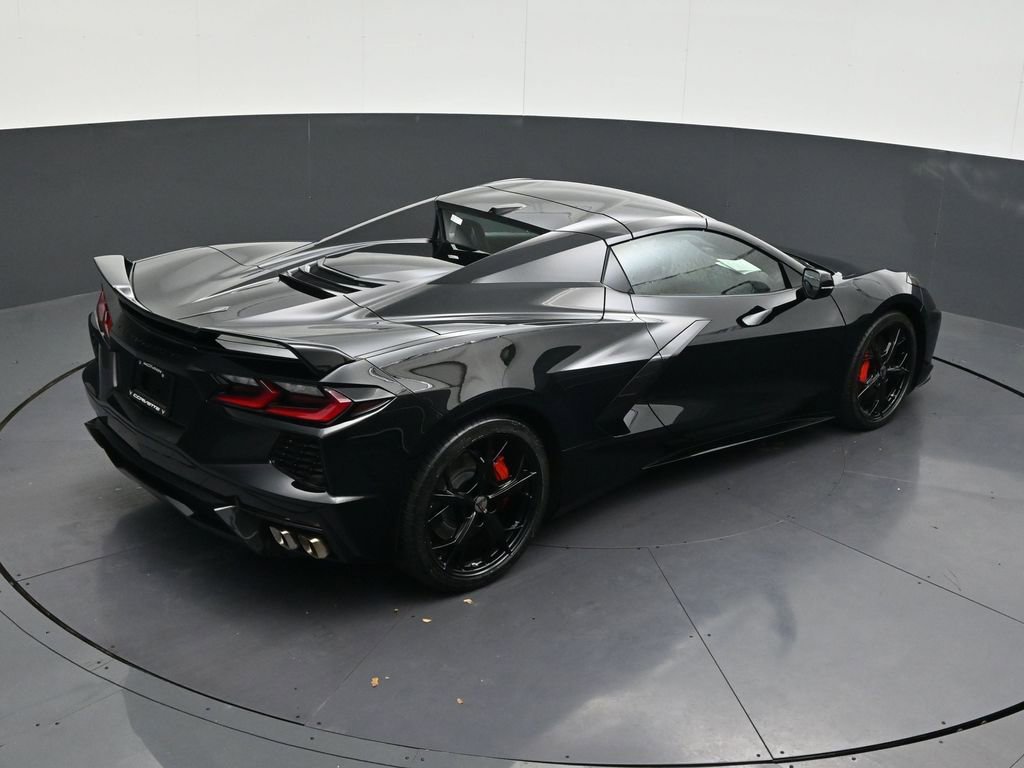 Used 2021 Chevrolet Corvette Stingray Premium Conv w/ Z51 Performance Package RWD image 18