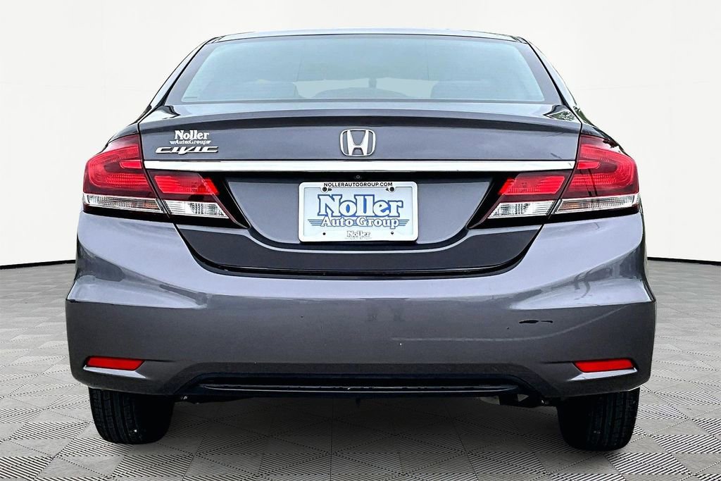 Used 2015 Honda Civic SE image 4