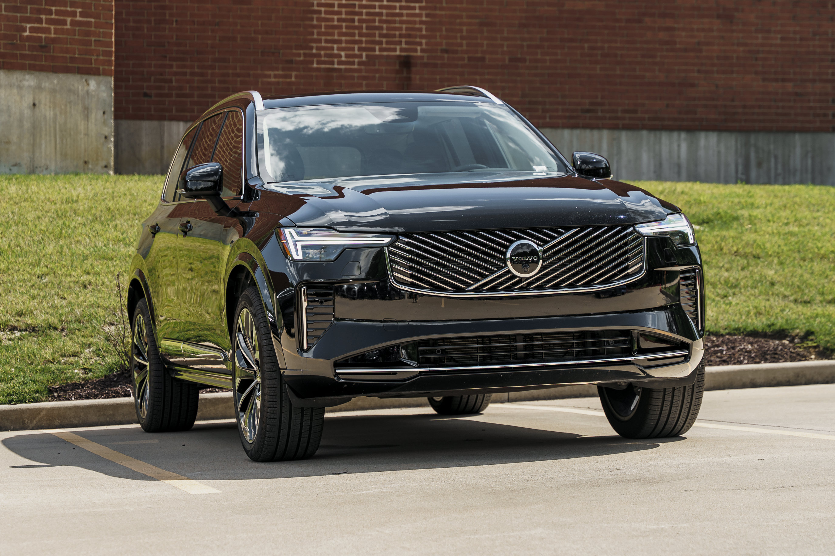 Used 2026 Volvo XC90 B6 Ultra AWD/4WD image 1