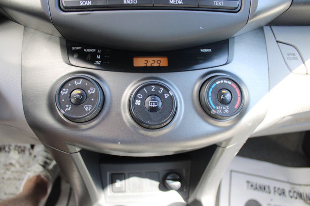 Used 2012 Toyota RAV4 FWD w/ Value Pkg image 23