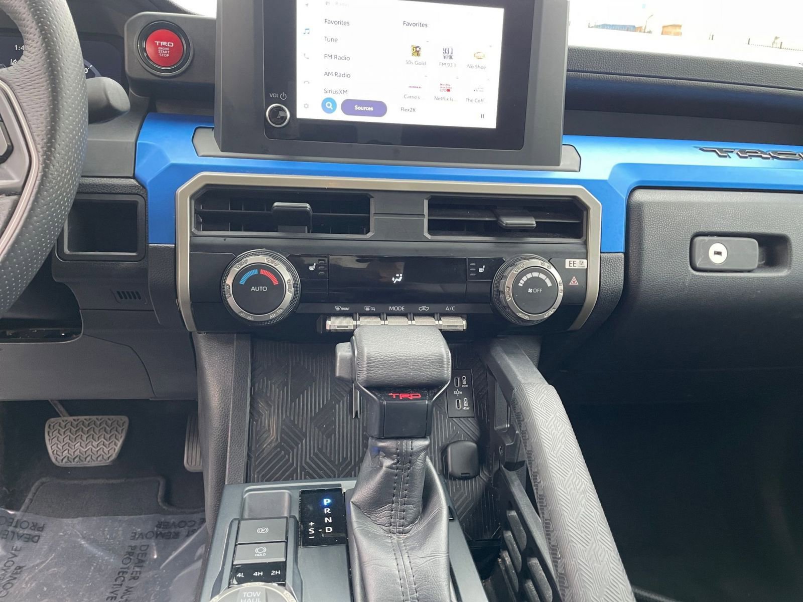 Used 2025 Toyota Tacoma TRD Off-Road image 18