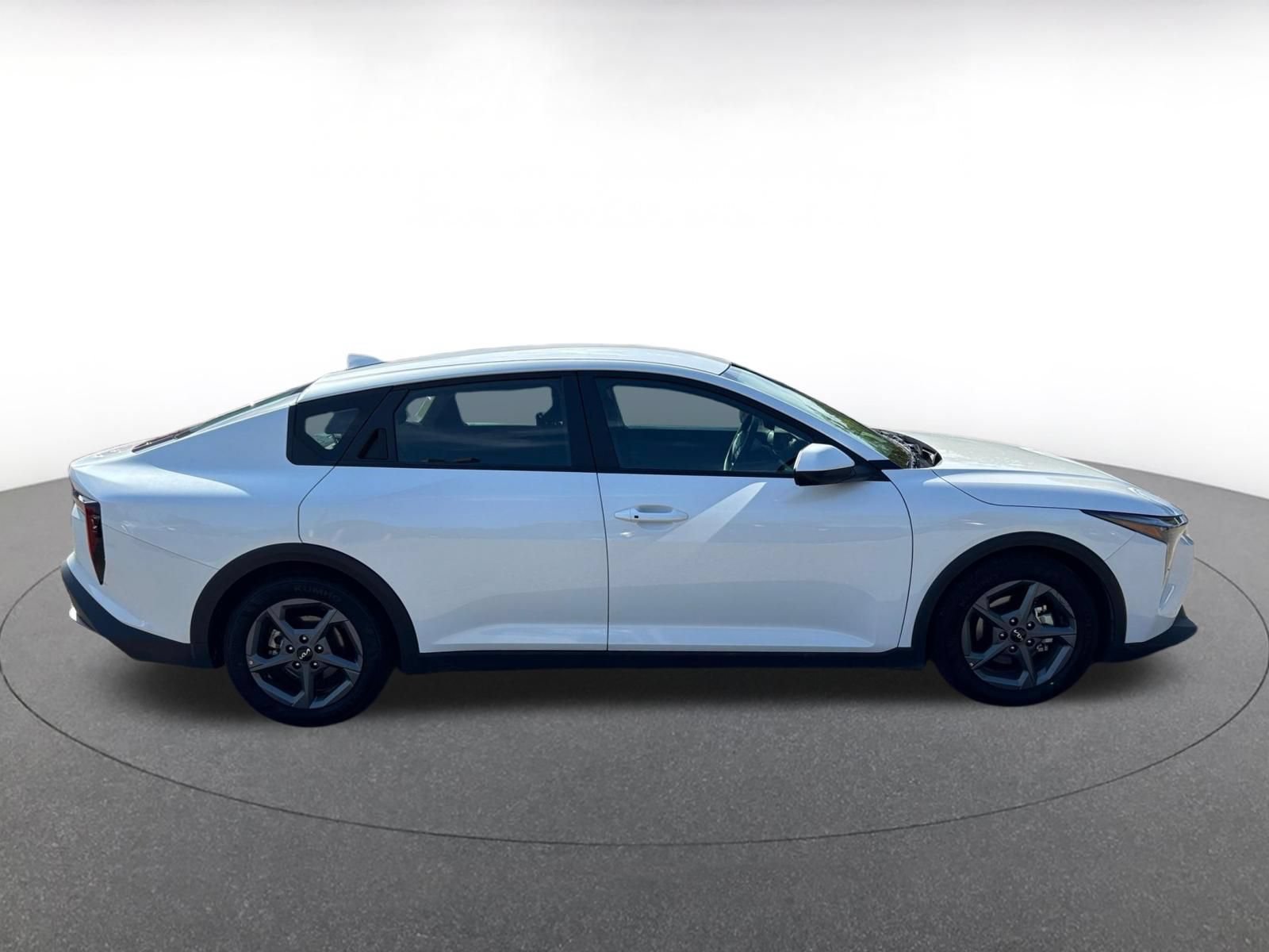 Used 2025 Kia K4 FWD image 14