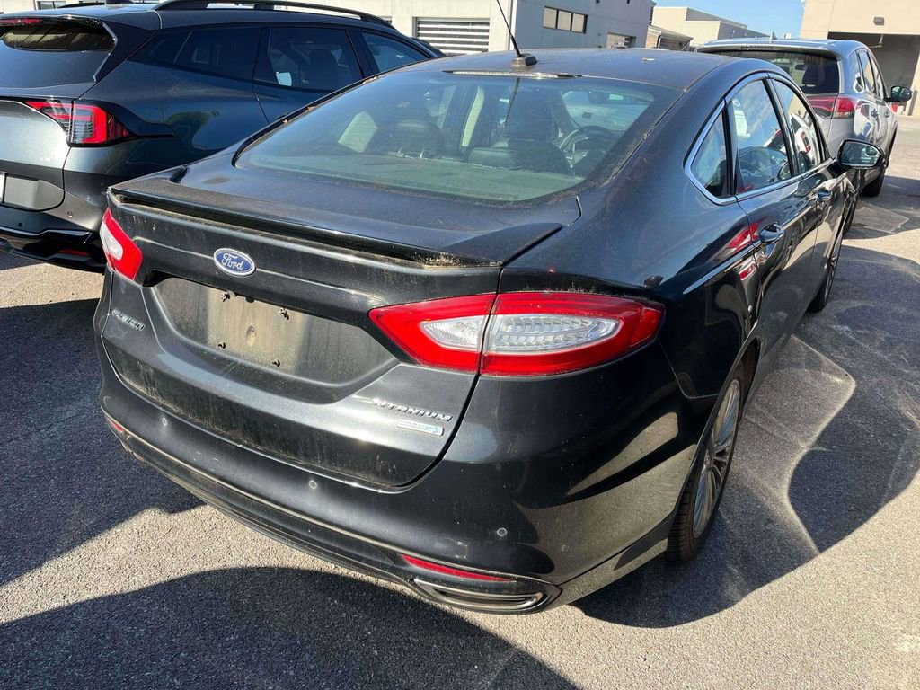 Used 2015 Ford Fusion Titanium FWD image 2