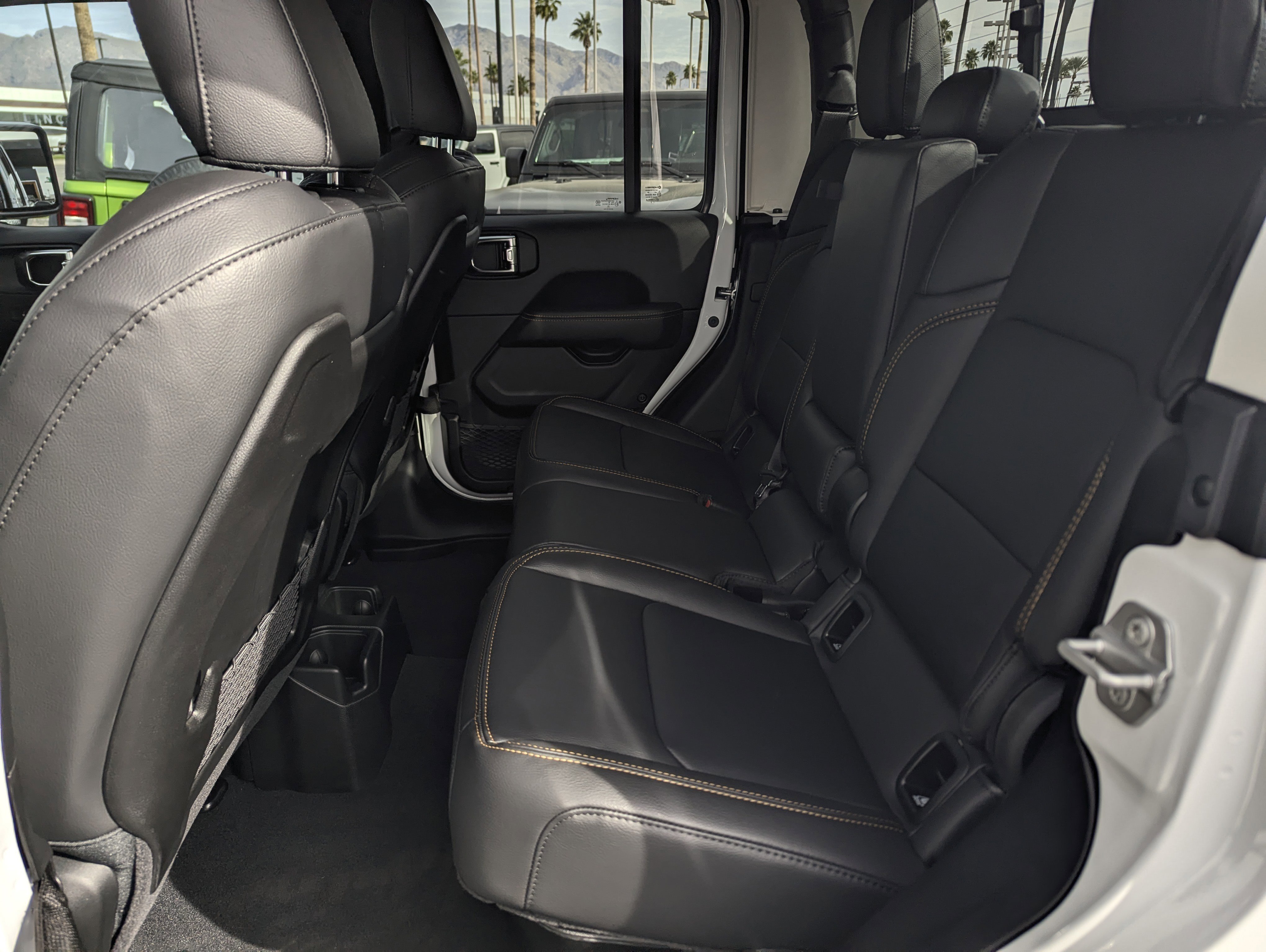 New 2025 Jeep Gladiator Sport image 9